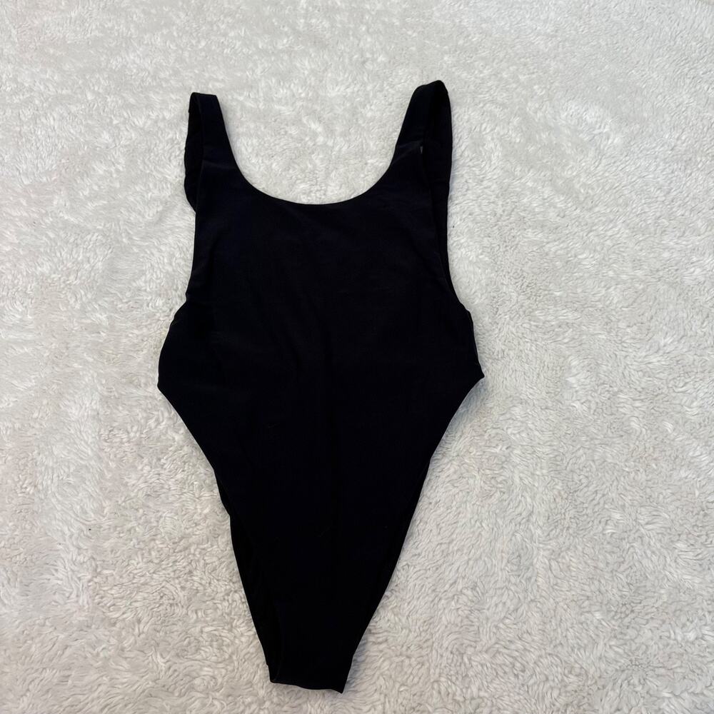 Aerie Black Scoop Neck Low Back One Piece Swimsuit S Beach Resort Classic Sexy